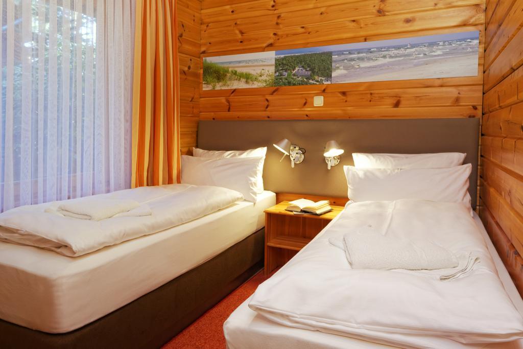 Hotel Kaliebe Trassenheide Exterior photo